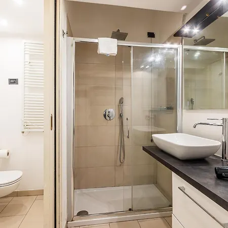 Apartment Solferino Charme Milan